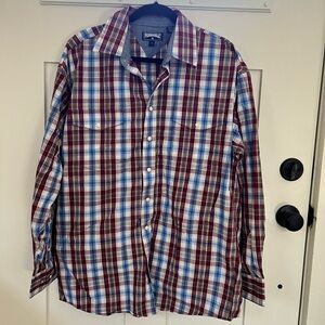 Men’s pearl snap button down